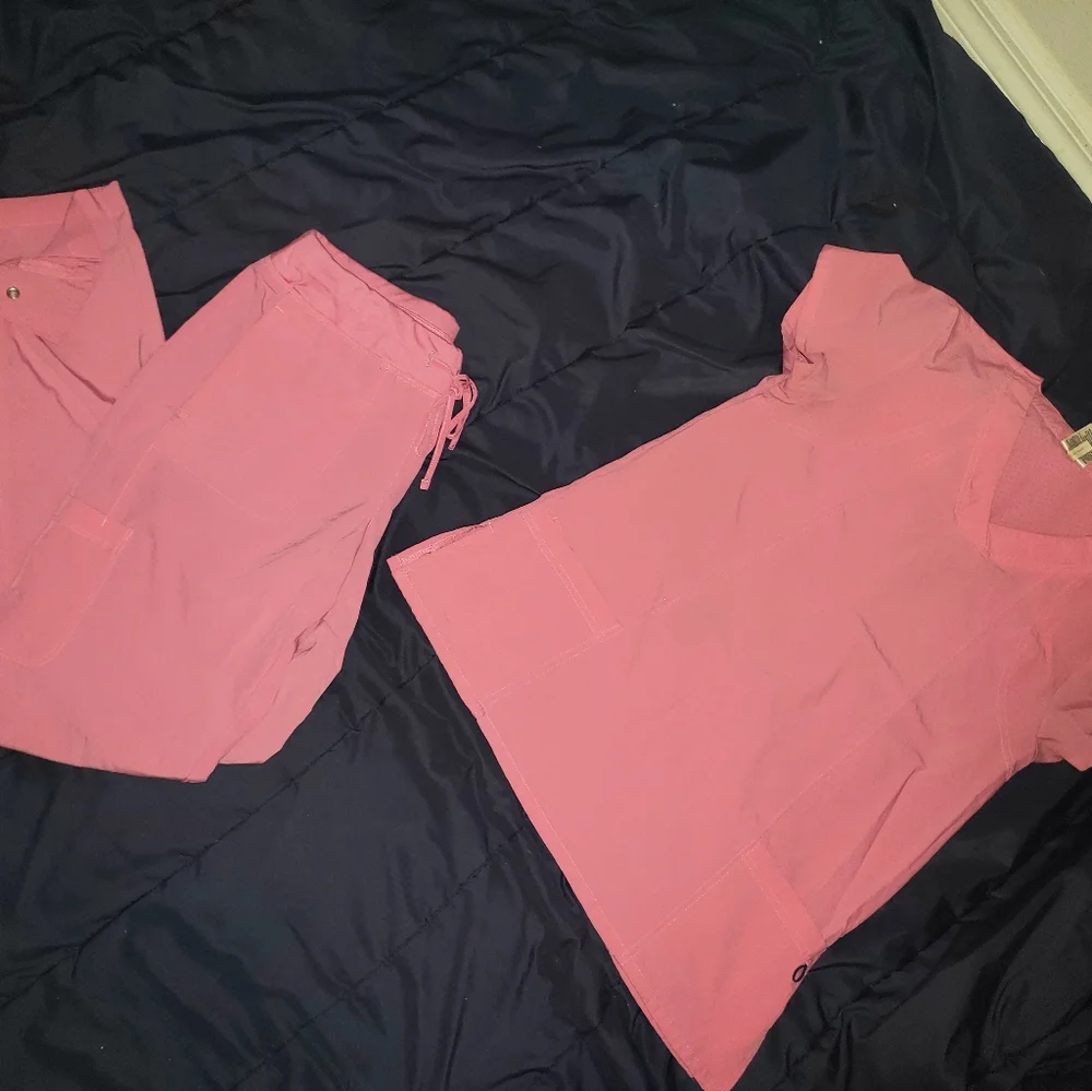 Scrub set - Picture 2 of 5